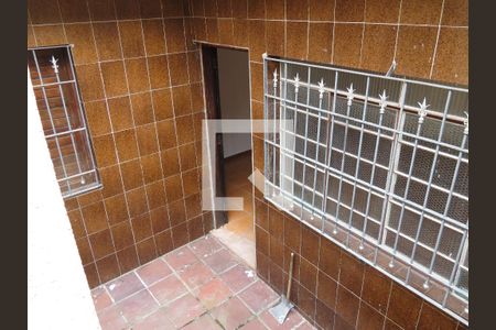 Entrada Casa de casa para alugar com 2 quartos, 100m² em Vila Iorio, São Paulo