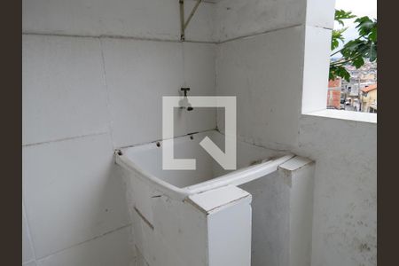 Lavanderia (Tanque) de casa para alugar com 2 quartos, 100m² em Vila Iorio, São Paulo