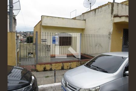 Fachada de casa para alugar com 2 quartos, 100m² em Vila Iorio, São Paulo