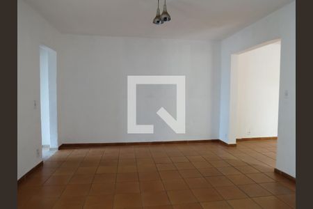 Sala 2 de casa para alugar com 2 quartos, 100m² em Vila Iorio, São Paulo