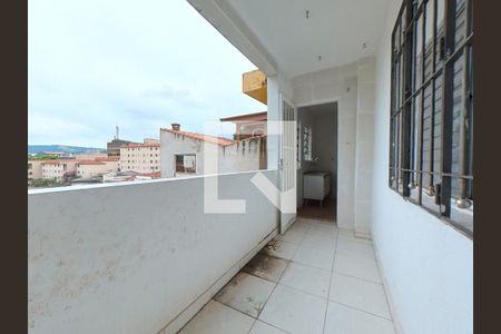 Lavanderia de casa para alugar com 2 quartos, 100m² em Vila Iorio, São Paulo