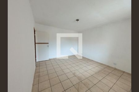 Quarto 2 de casa para alugar com 2 quartos, 100m² em Vila Iorio, São Paulo