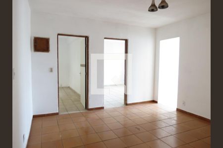 Sala 2 de casa à venda com 2 quartos, 100m² em Vila Iorio, São Paulo