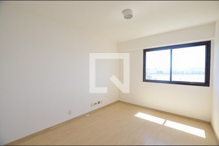 Quarto de apartamento à venda com 4 quartos, 218m² em Ingá, Niterói