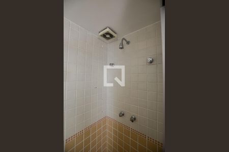 Apartamento à venda com 218m², 4 quartos e 3 vagas Apartamento à venda com 218m², 4 quartos e 3 vagasBanheiro