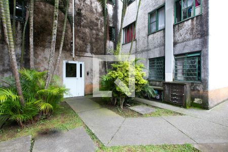 Apartamento para alugar com 50m², 2 quartos e 1 vaga Apartamento para alugar com 50m², 2 quartos e 1 vagaEntrada do Bloco