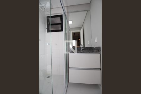 Banheiro Social de kitnet/studio à venda com 1 quarto, 30m² em Vila Ema, São Paulo