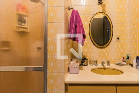 Casa à venda com 230m², 3 quartos e 2 vagasBanheiro