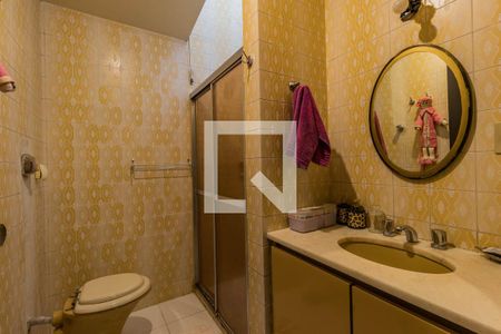 Casa à venda com 230m², 3 quartos e 2 vagasBanheiro