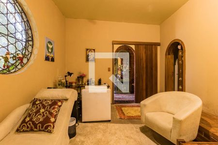 Casa à venda com 230m², 3 quartos e 2 vagasEscritório