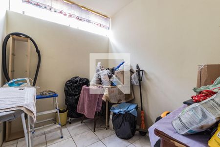 Casa à venda com 230m², 3 quartos e 2 vagasQuarto de Serviço