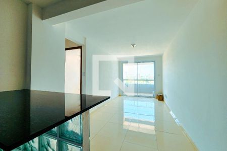 Sala de apartamento para alugar com 1 quarto, 44m² em Piatã, Salvador