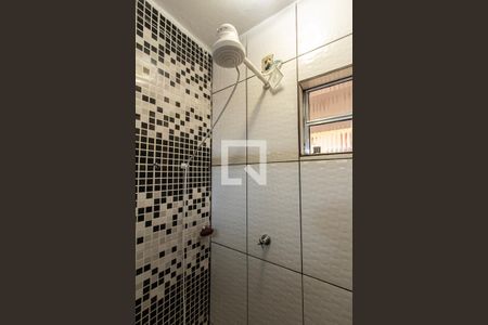 Casa de condomínio para alugar com 83m², 2 quartos e 3 vagasBanheiro