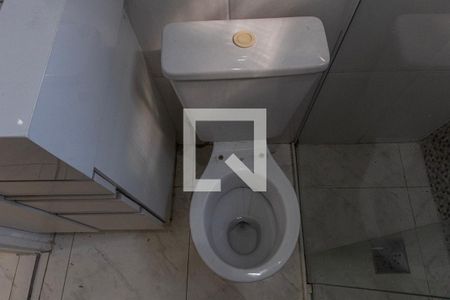 Casa de condomínio para alugar com 83m², 2 quartos e 3 vagasBanheiro