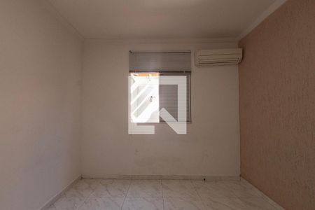 Casa de condomínio para alugar com 83m², 2 quartos e 3 vagasQuarto