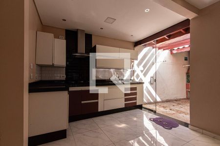 Casa de condomínio para alugar com 83m², 2 quartos e 3 vagasCozinha 