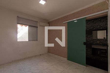 Quarto de casa de condomínio para alugar com 2 quartos, 83m² em Vila Leopoldina, Sorocaba