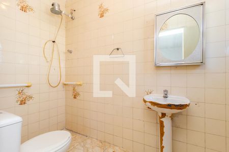 Casa para alugar com 130m², 2 quartos e 1 vaga Casa para alugar com 130m², 2 quartos e 1 vagaBanheiro - Suíte