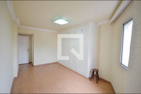 Apartamento à venda com 90m², 2 quartos e 1 vaga Apartamento à venda com 90m², 2 quartos e 1 vagaSuíte