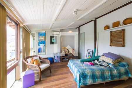 Apartamento à venda com 232m², 3 quartos e 2 vagasQuarto 3 - Suíte