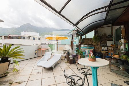 Apartamento à venda com 232m², 3 quartos e 2 vagasCobertura