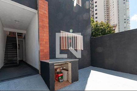 Casa para alugar com 55m², 1 quarto e sem vaga Casa para alugar com 55m², 1 quarto e sem vagaQuintal