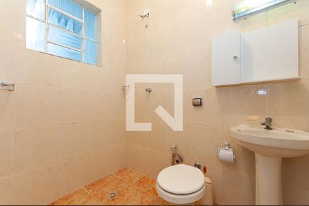 Banheiro de casa para alugar com 1 quarto, 55m² em Alto da Lapa, São Paulo