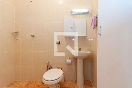 Banheiro de casa para alugar com 1 quarto, 55m² em Alto da Lapa, São Paulo