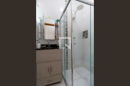 Casa à venda com 100m², 3 quartos e 2 vagas Casa à venda com 100m², 3 quartos e 2 vagasBanheiro Suíte