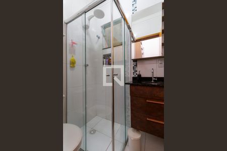 Casa à venda com 100m², 3 quartos e 2 vagas Casa à venda com 100m², 3 quartos e 2 vagasBanheiro