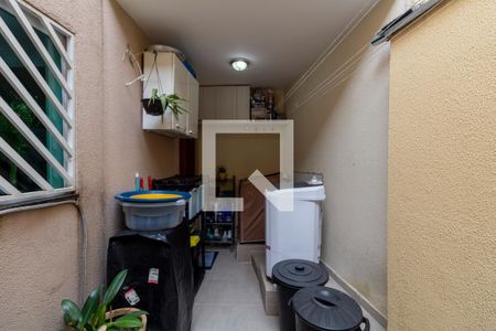 Casa à venda com 100m², 3 quartos e 2 vagas Casa à venda com 100m², 3 quartos e 2 vagasÁrea de Serviço