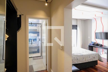 Casa à venda com 607m², 7 quartos e 8 vagasCloset Suíte 2