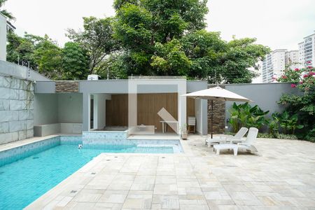 Casa à venda com 607m², 7 quartos e 8 vagasPiscina