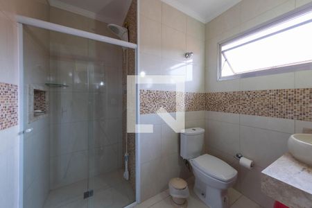 Casa à venda com 170m², 4 quartos e 2 vagasBanheiro da Suíte 4