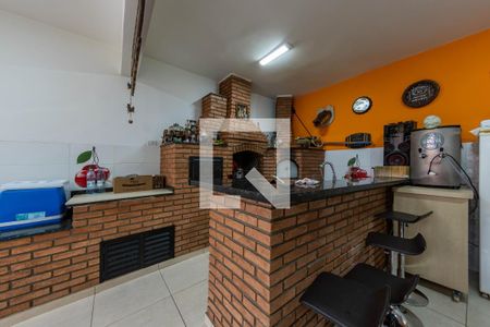 Casa à venda com 170m², 4 quartos e 2 vagasÁrea comum
