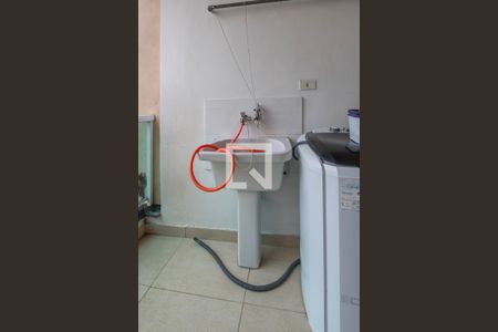 Casa à venda com 170m², 4 quartos e 2 vagasÁrea comum