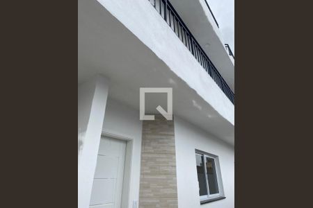 Casa de condomínio à venda com 115m², 3 quartos e 2 vagas