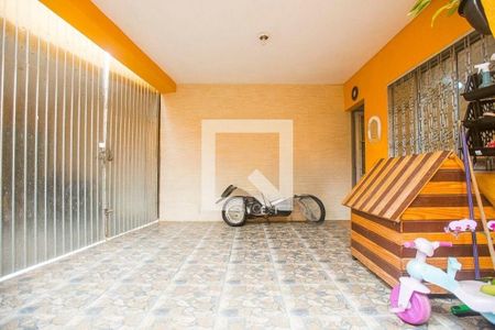 Casa à venda com 209m², 3 quartos e 1 vaga