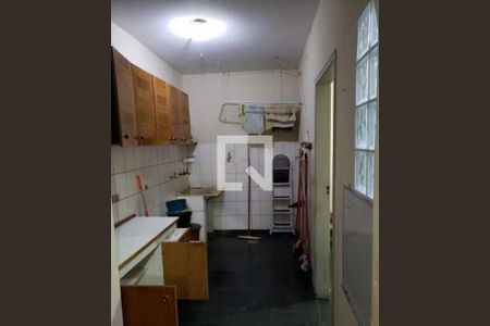 Casa à venda com 150m², 3 quartos e 5 vagas