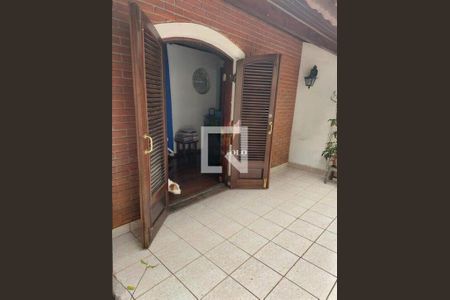 Casa à venda com 160m², 3 quartos e 2 vagas