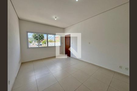 Sala de casa para alugar com 2 quartos, 100m² em Vila Rio Branco, Jundiaí