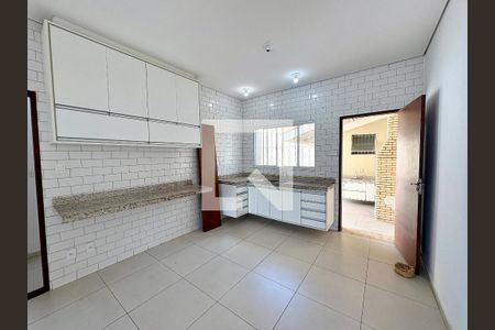 Casa para alugar com 100m², 2 quartos e 1 vaga Casa para alugar com 100m², 2 quartos e 1 vagaCozinha
