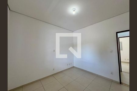 Quarto de casa para alugar com 2 quartos, 100m² em Vila Rio Branco, Jundiaí