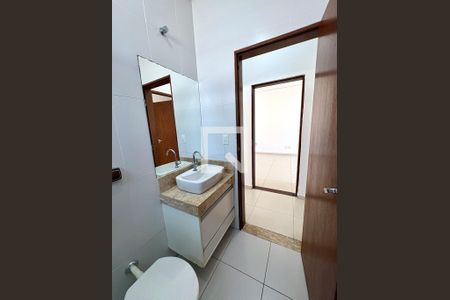 Casa para alugar com 100m², 2 quartos e 1 vaga Casa para alugar com 100m², 2 quartos e 1 vagaBanheiro