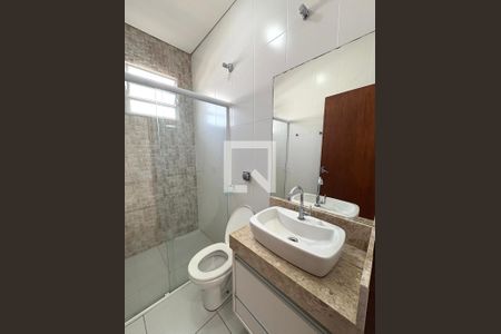 Banheiro de casa para alugar com 2 quartos, 100m² em Vila Rio Branco, Jundiaí