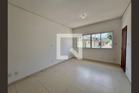 Sala de casa para alugar com 2 quartos, 100m² em Vila Rio Branco, Jundiaí