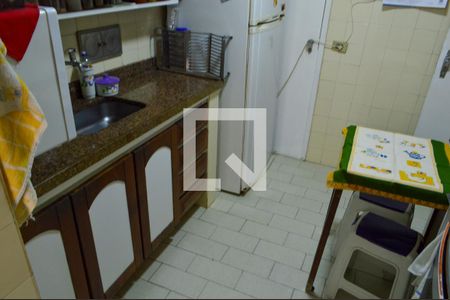 Apartamento à venda com 102m², 3 quartos e 1 vagaCozinha