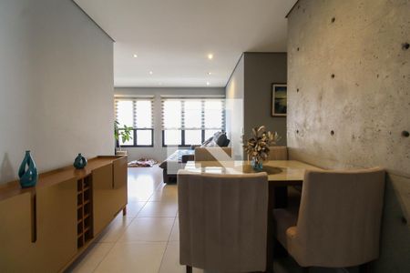 Sala de apartamento à venda com 2 quartos, 70m² em Vila Regente Feijó, São Paulo
