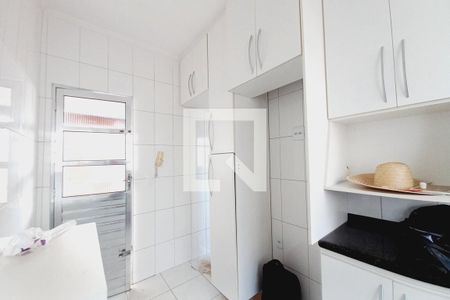 Casa de condomínio à venda com 120m², 2 quartos e 2 vagas Casa de condomínio à venda com 120m², 2 quartos e 2 vagasCozinha