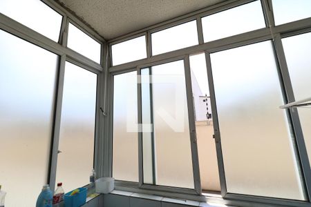Apartamento para alugar com 65m², 2 quartos e 1 vagaÁrea de Serviço